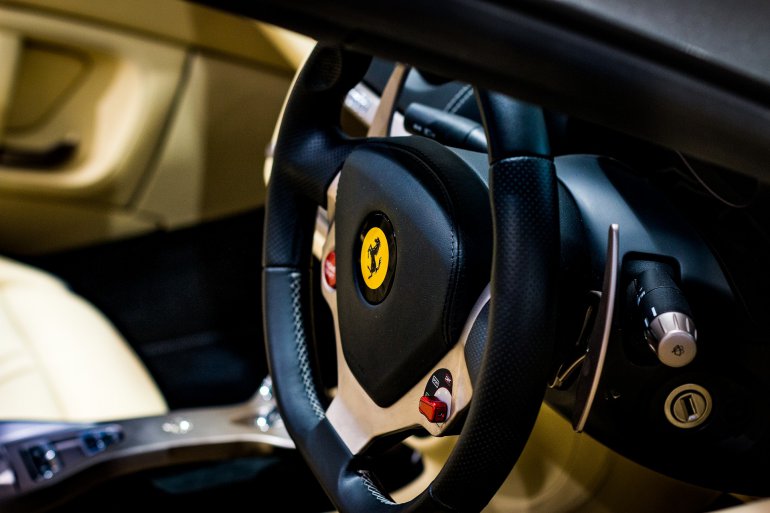 Wnętrze Ferrari California